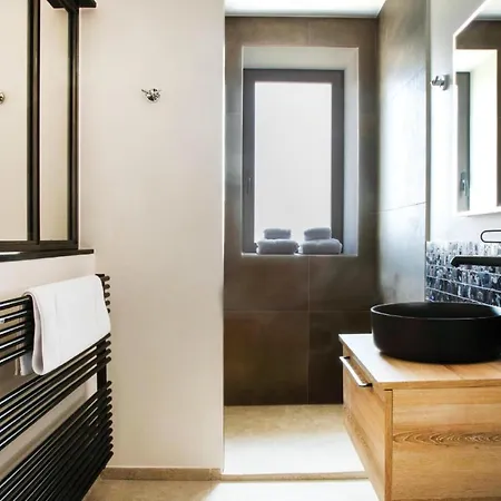 Hotell Domaine De Montine De Charme Grignan